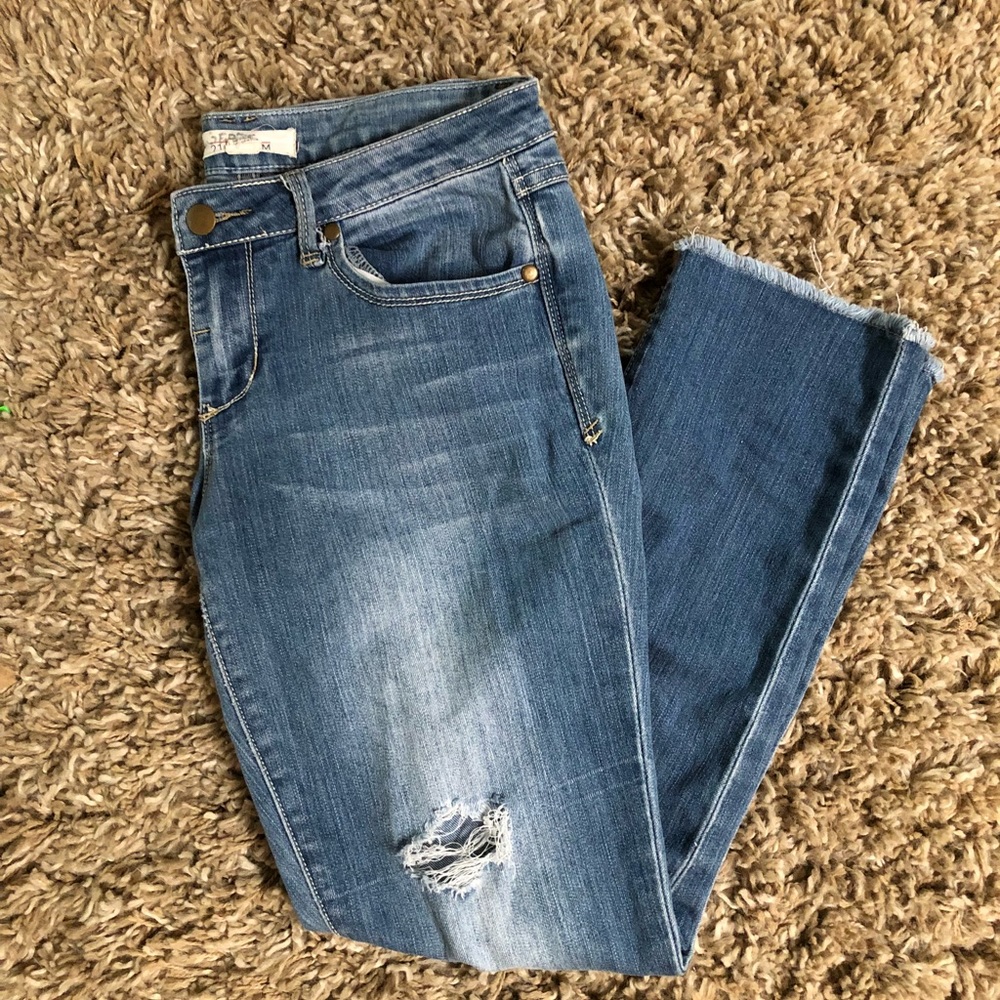 Comfortable Low rise cutoff jeans